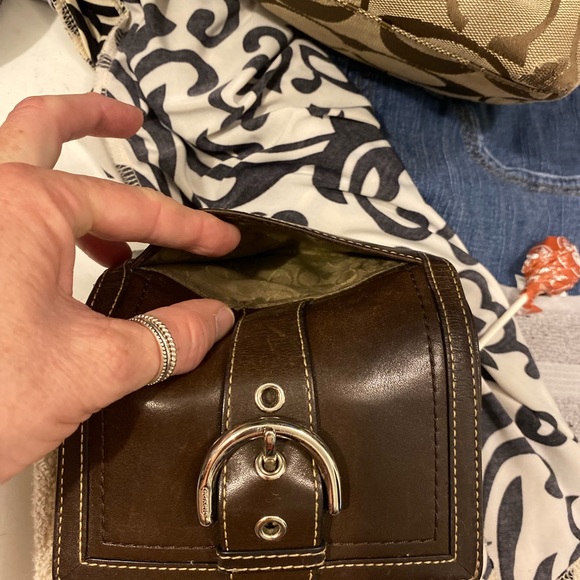 3-piece’s !!! Authentic Coach purse, Authentic Genuine leather wallet & wristlet - Picture 2 of 16